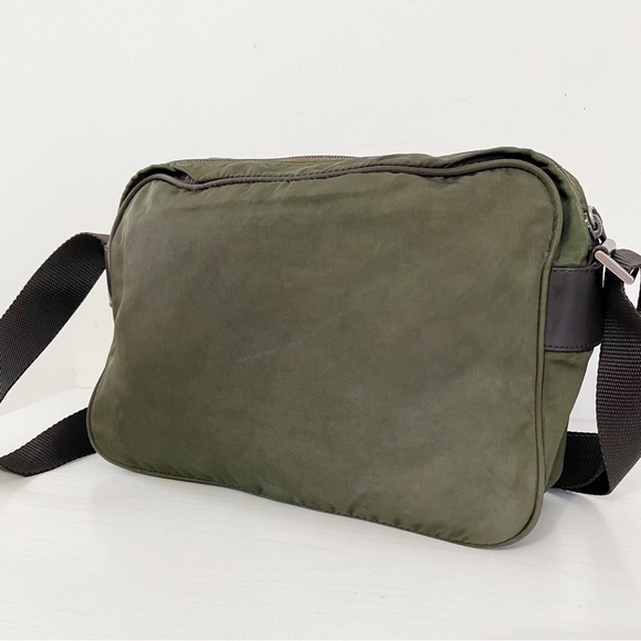 Prada green brown nylon triangle logo camera case crossbody bag - Picture 3 of 12